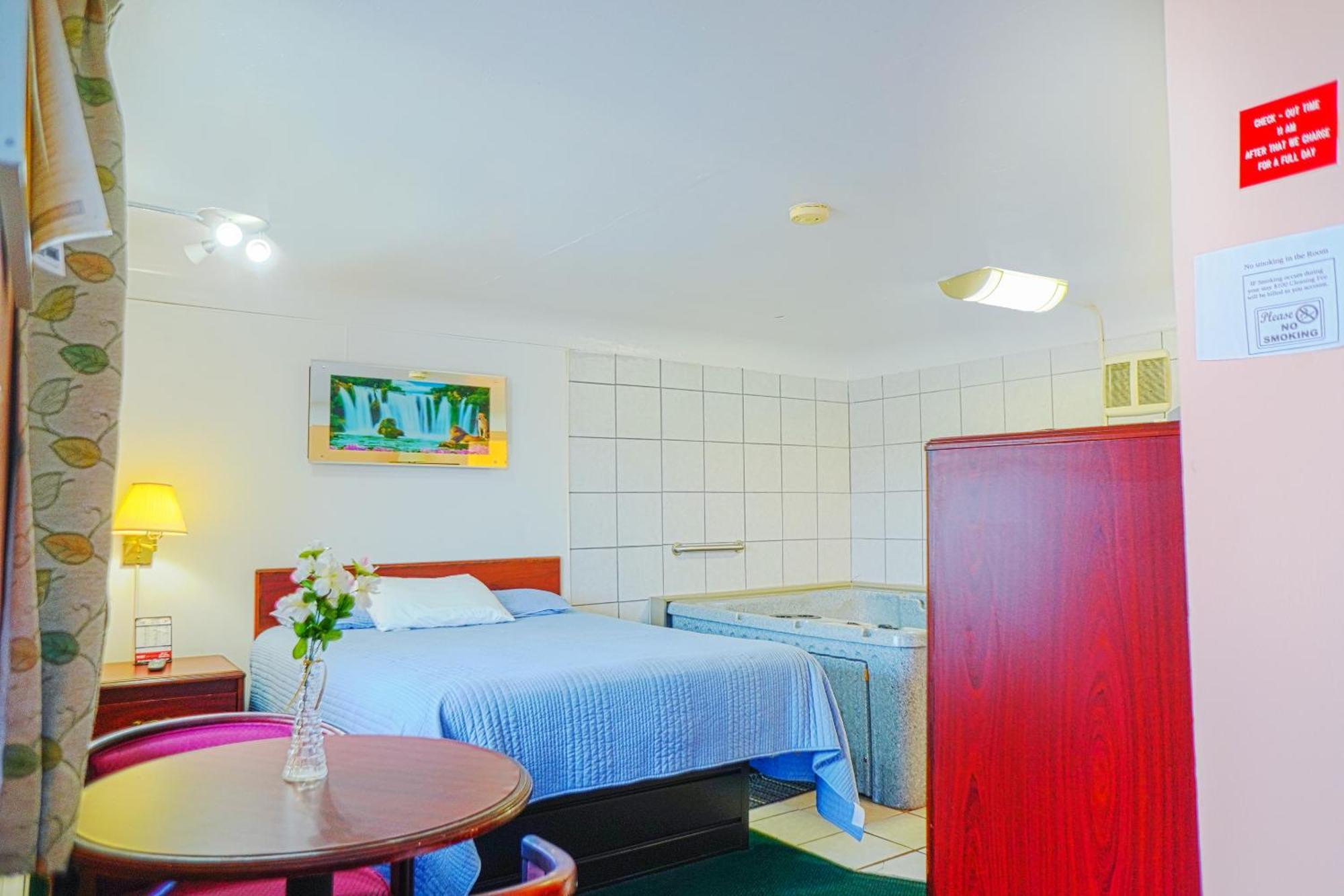 Bay Motel By Oyo Μπέι Σίτι Εξωτερικό φωτογραφία